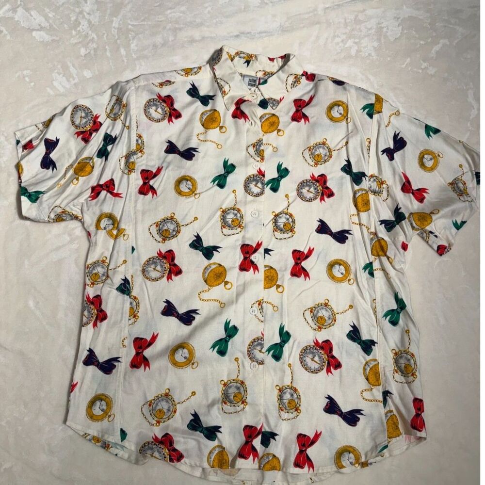 90s Vintage Sudden Impact Pocket Watch Bow Print Rayon Button Down Shirt L